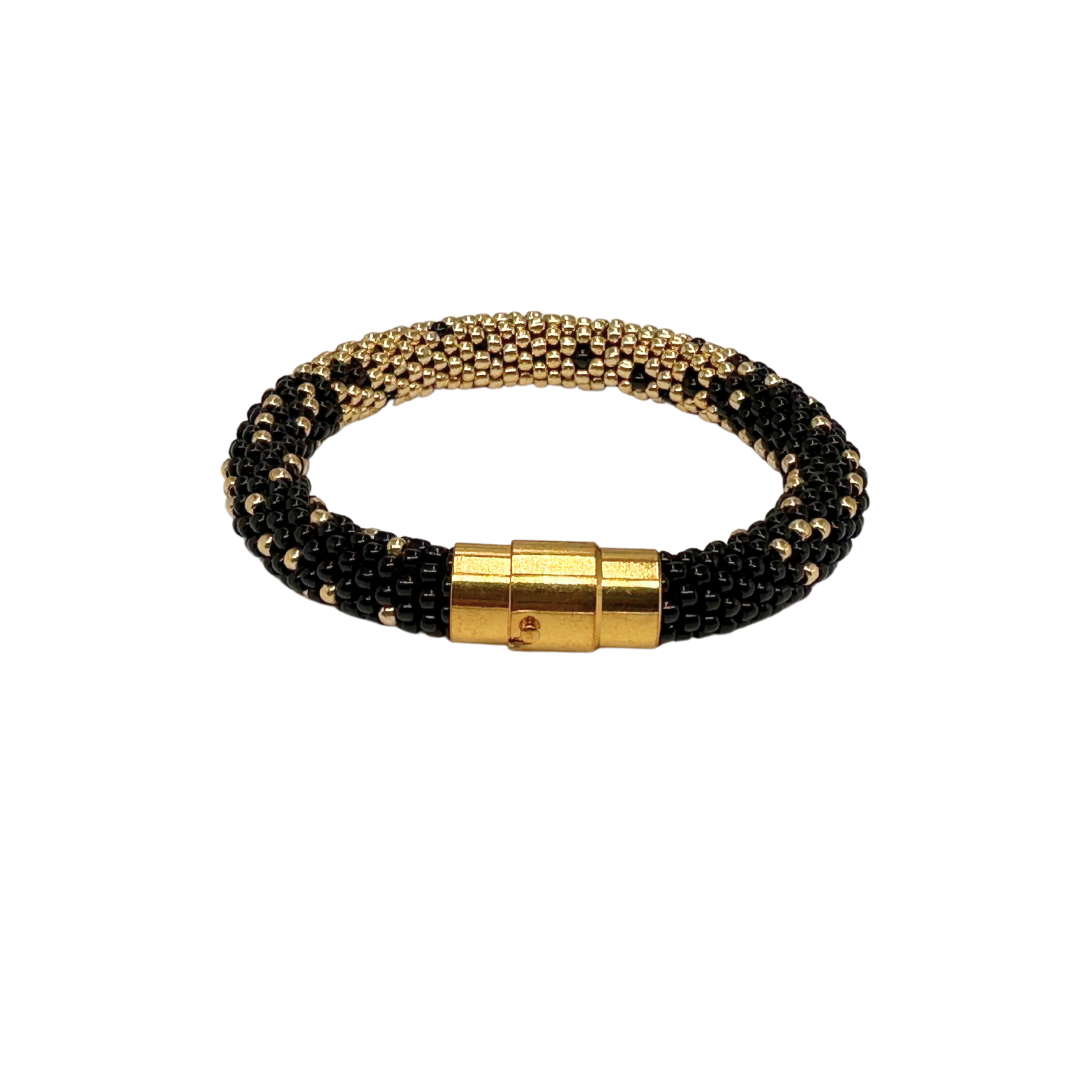 Bracciale da donna con perline miyuki fatto a mano all’uncinetto