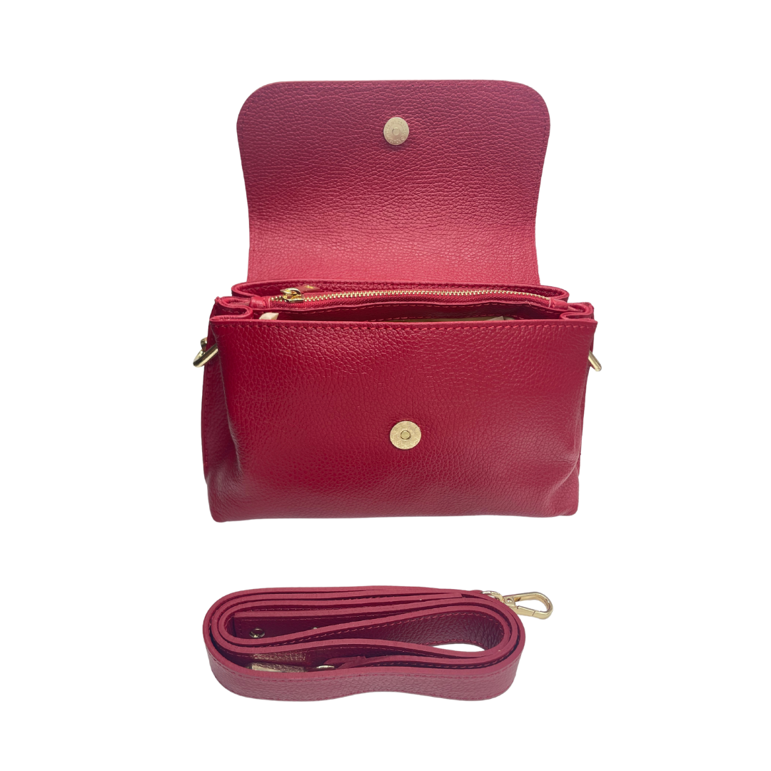 Borsa in pelle con pattina e manico plissettato