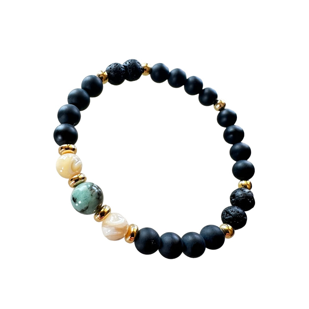 Bracciale elastico unisex con perle di Onice nera e Smeraldo grezzo
