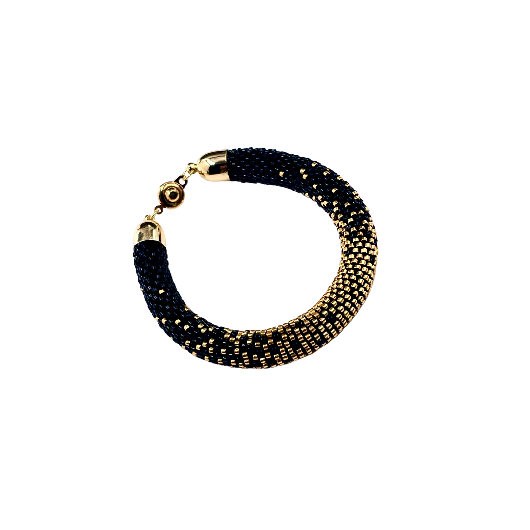 Bracciale da donna con perline miyuki fatto a mano all’uncinetto