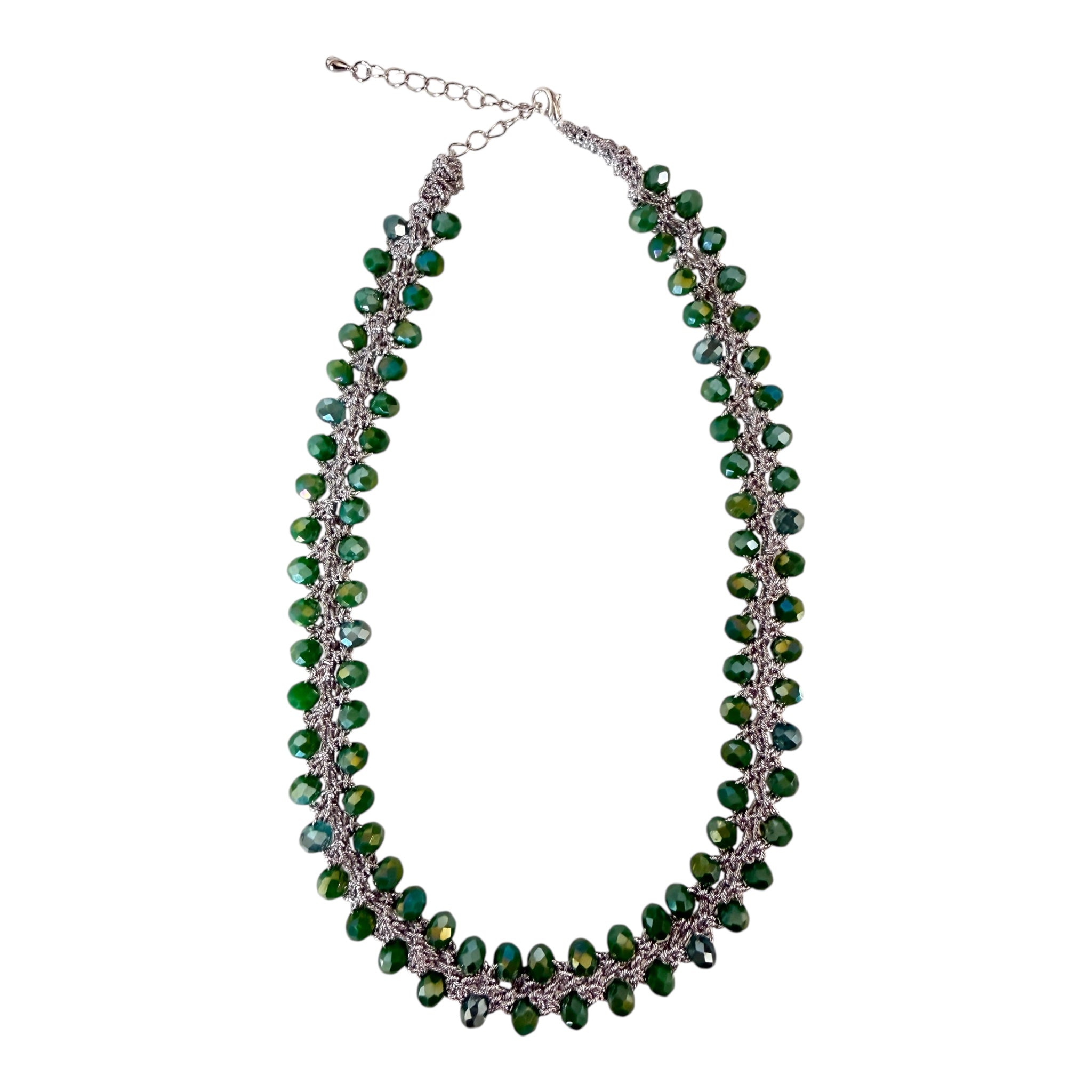 Collana di cristalli cucita a mano